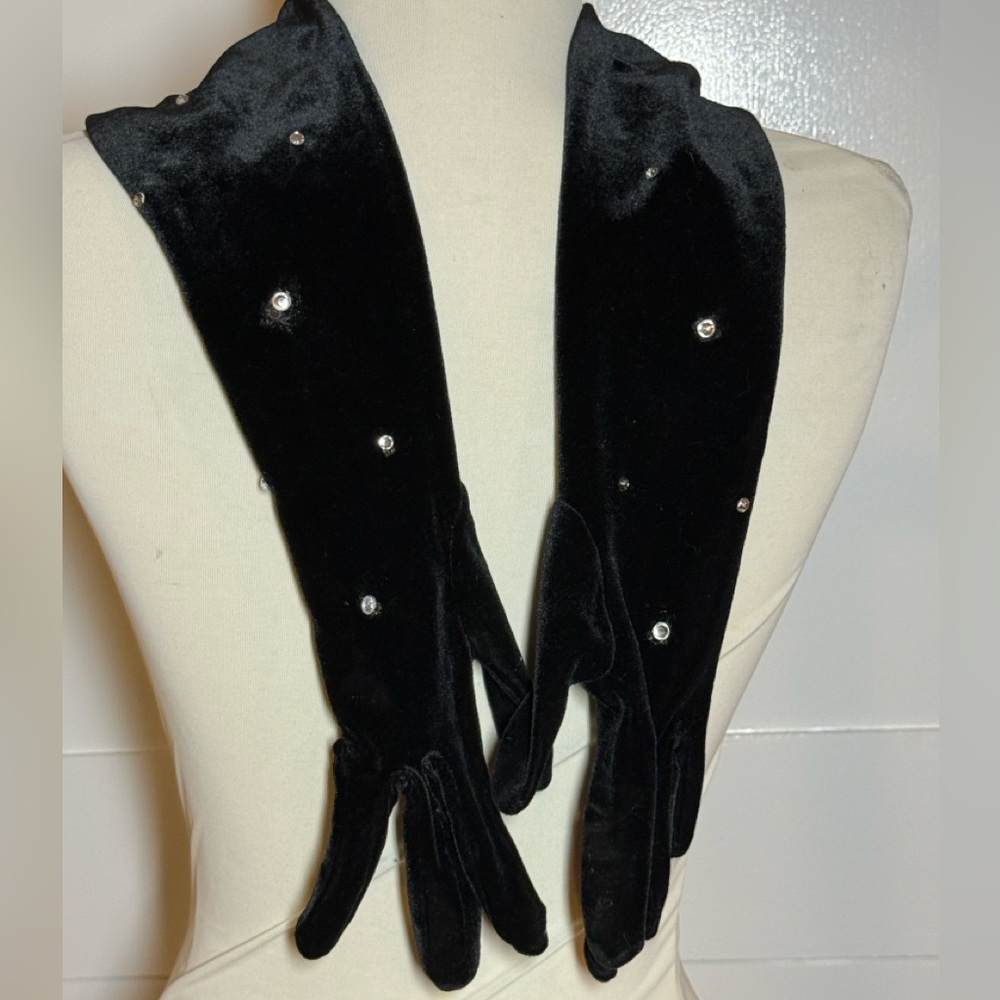 Vintage Womens Size M 6.5 Black Thin Velvet Feel Formal 14.5" Long Opera Gloves